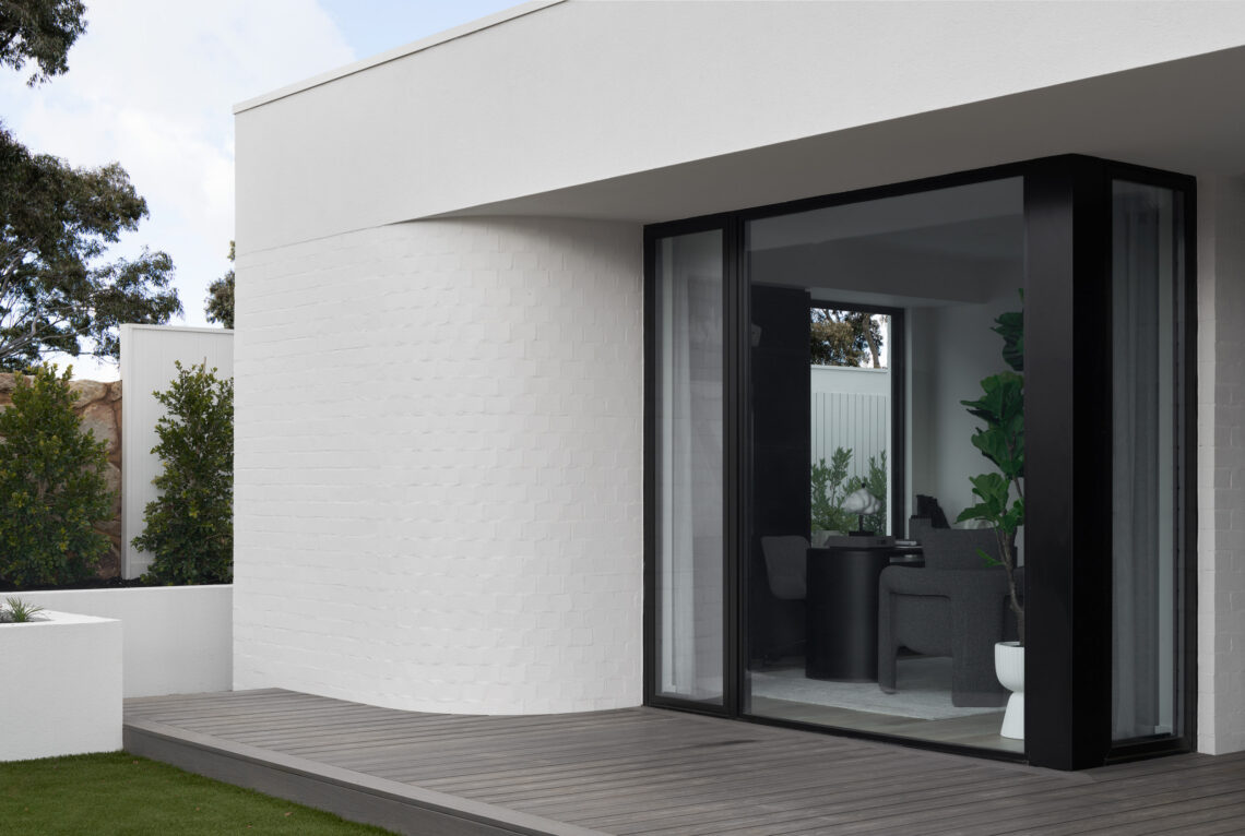 Signature Awning – Black (1)